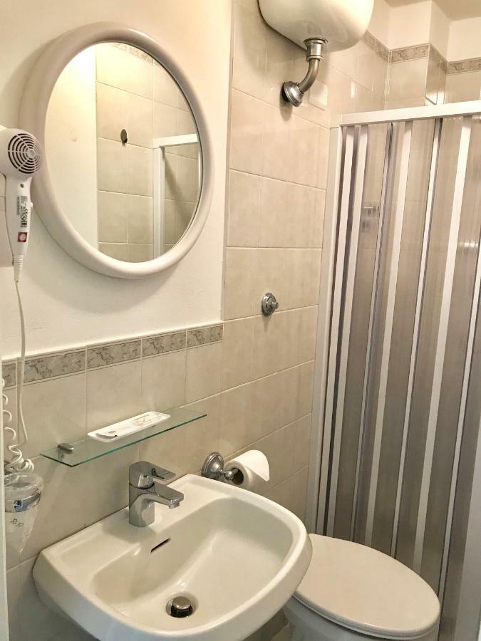 La Speranza Hotel Grazzini Rufina Phòng bức ảnh